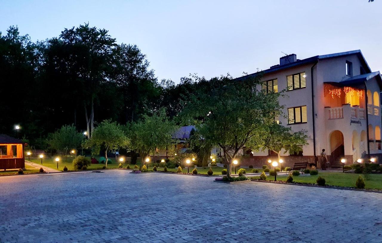 Villa Zenko Briukhovychi Exteriör bild